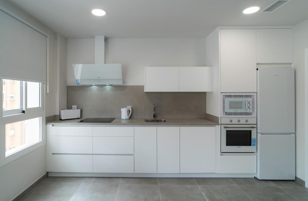 Aac Malaga - Apartamento Con Terraza, Muy Amplio, Totalmente Equipado, Cerca Del Centro Y Nuevo! Экстерьер фото