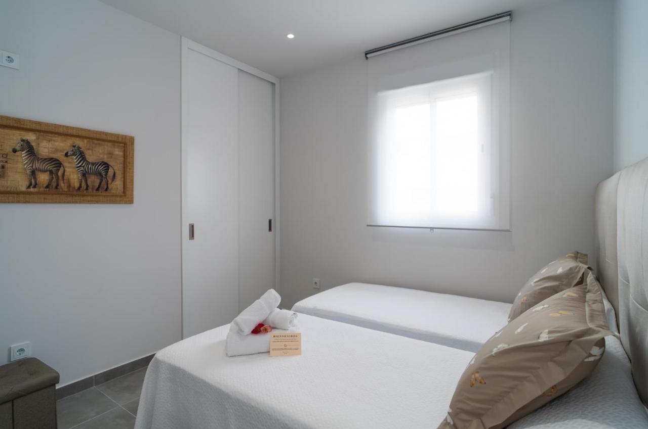 Aac Malaga - Apartamento Con Terraza, Muy Amplio, Totalmente Equipado, Cerca Del Centro Y Nuevo! Экстерьер фото